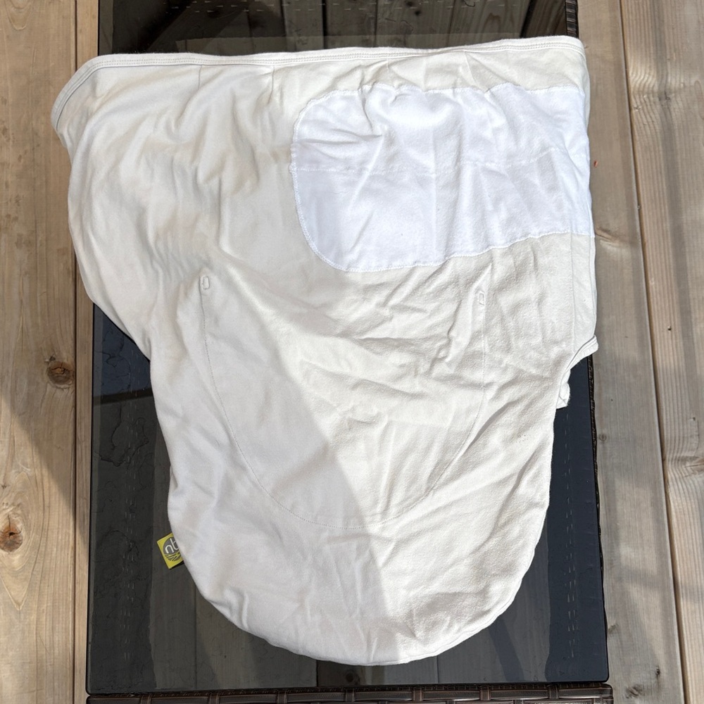 Nested Bean Light Gray Zen Swaddle Classic - Picture 5 of 6